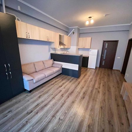 Sky House Central Apartment Кишинів Екстер'єр фото
