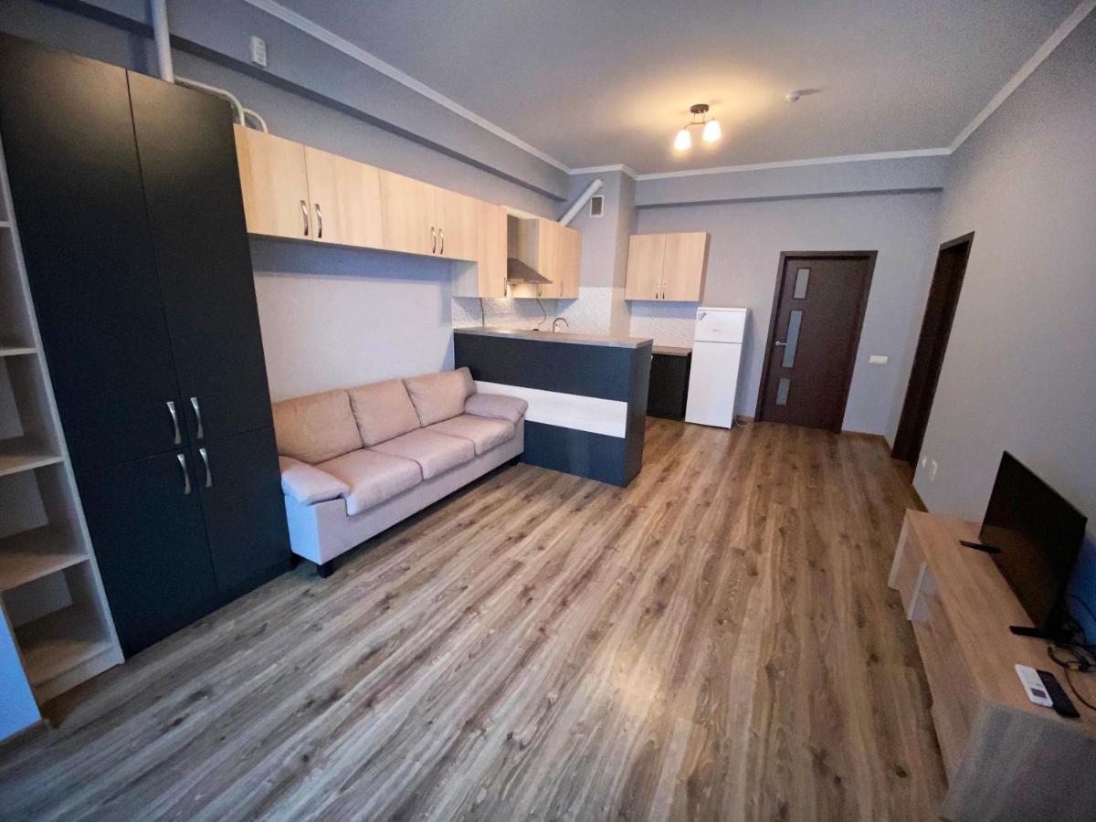Sky House Central Apartment Кишинів Екстер'єр фото