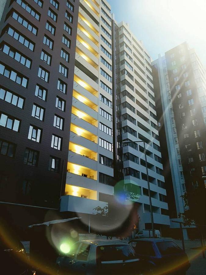 Sky House Central Apartment Кишинів Екстер'єр фото